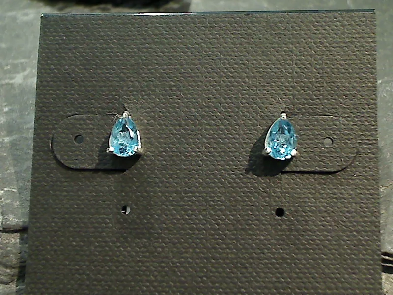 Blue Topaz, Sterling Silver 4x6MM Pear Shape Stud Earrings