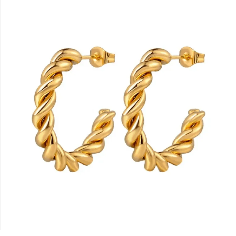 Gold Rope Hoop Earrings – Perfect for Any Occasion