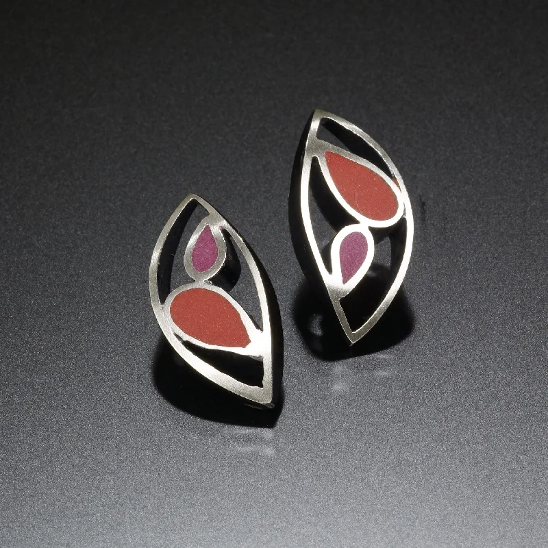 Marquis Stud Earrings (red)