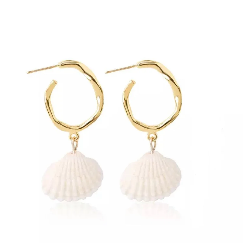 Seashell Dangle Earrings Gold Plated