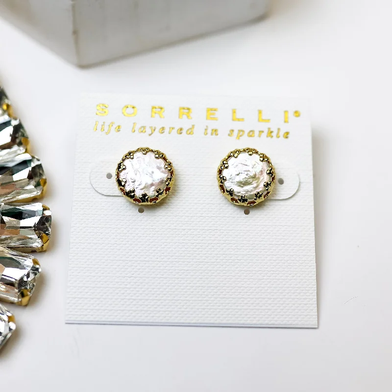 Sorrelli | Isabella Stud Earrings in Bright Gold Tone and Polished Pearl