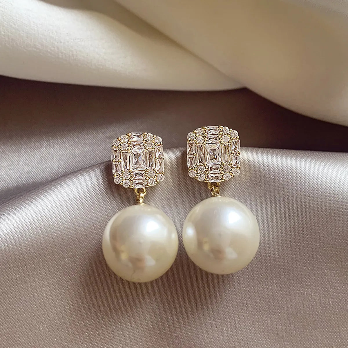 6# Silver Needle Gold Zircon Pearl Earrings