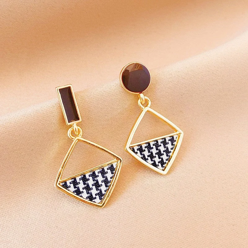 9# Geometric Earrings