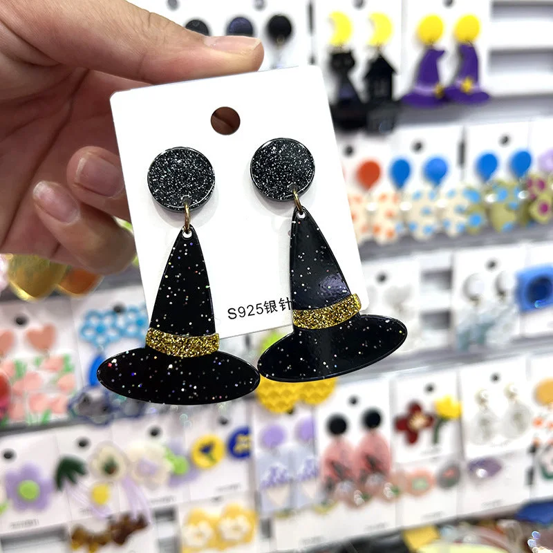 Small Hat Ear Studs