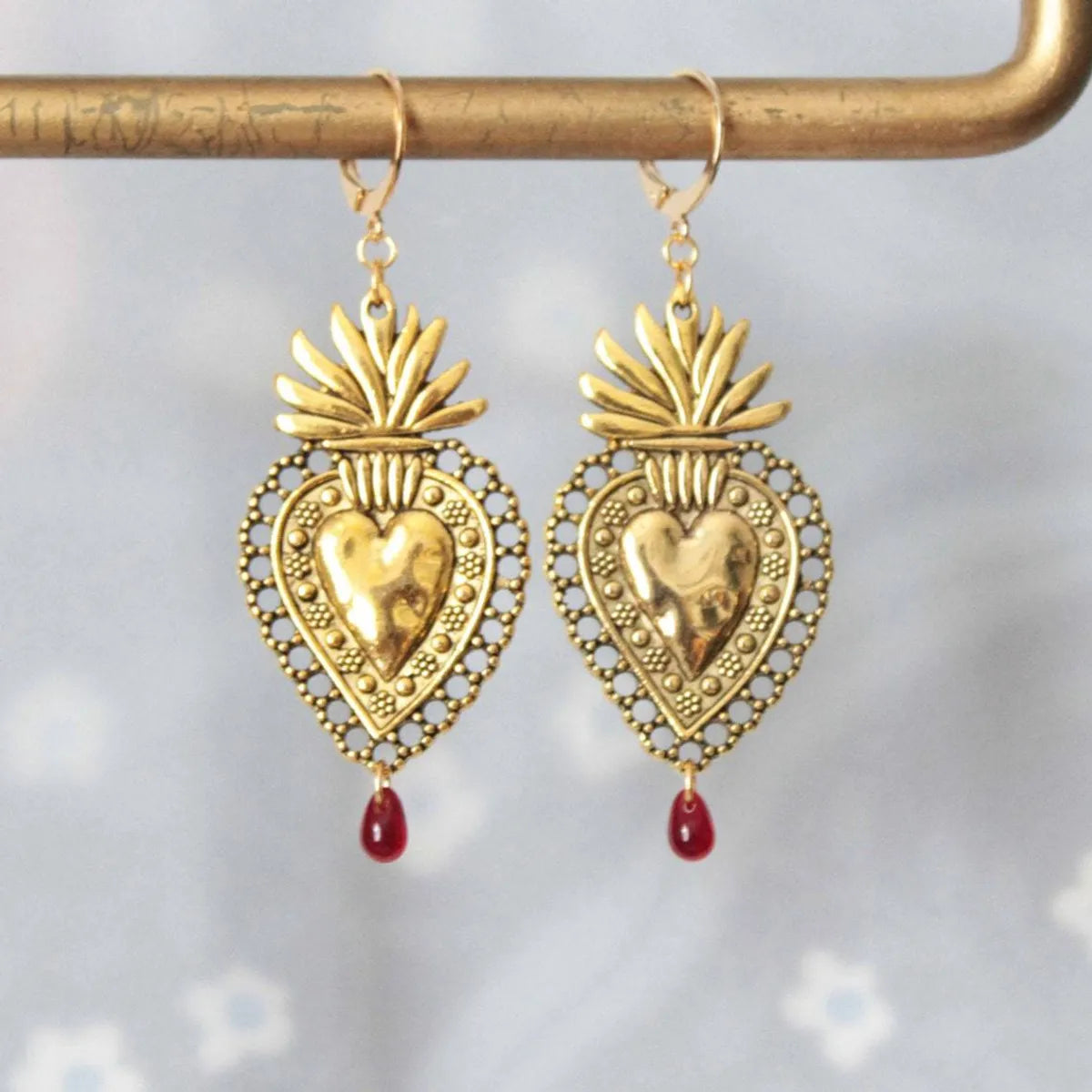 1 Pair Vintage Style Heart Shape Alloy Drop Earrings