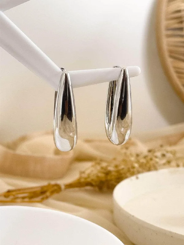 Silver Oval Teardrop Earrings