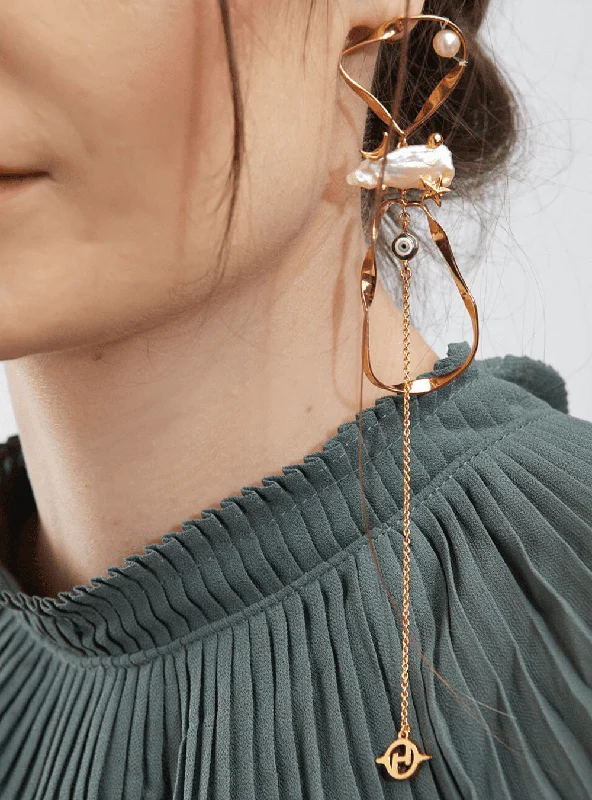 The Lupis Dangler Earrings