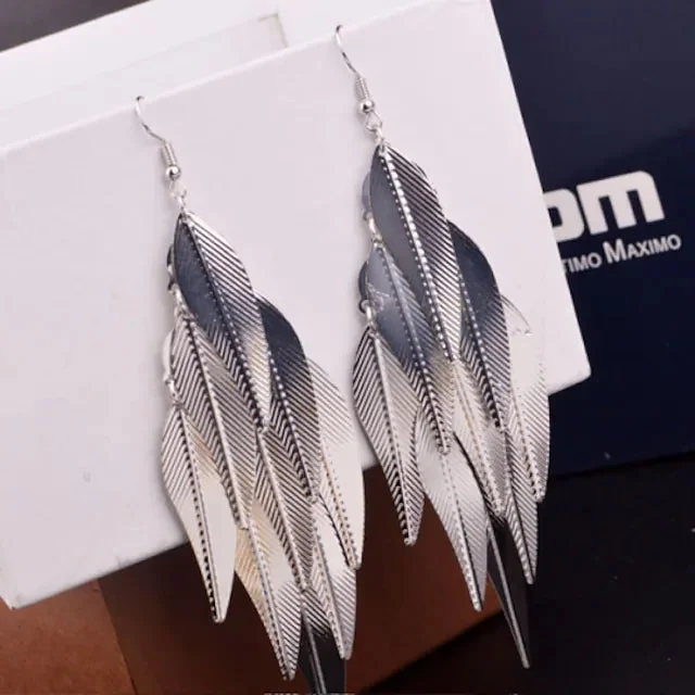 2-Pairs: Women's Alloy Leaf Drop Earrings